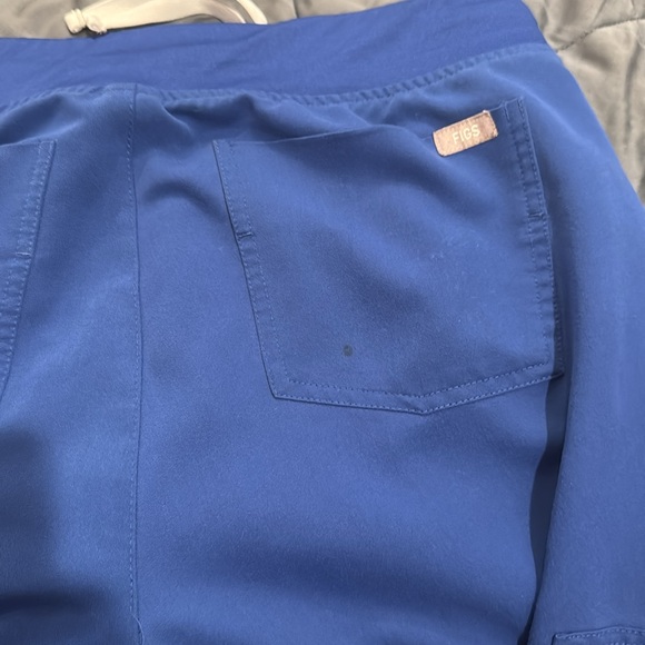 Figs winning Blue Scrub Set small Catarina and small petite Zamora. - Picture 3 of 4